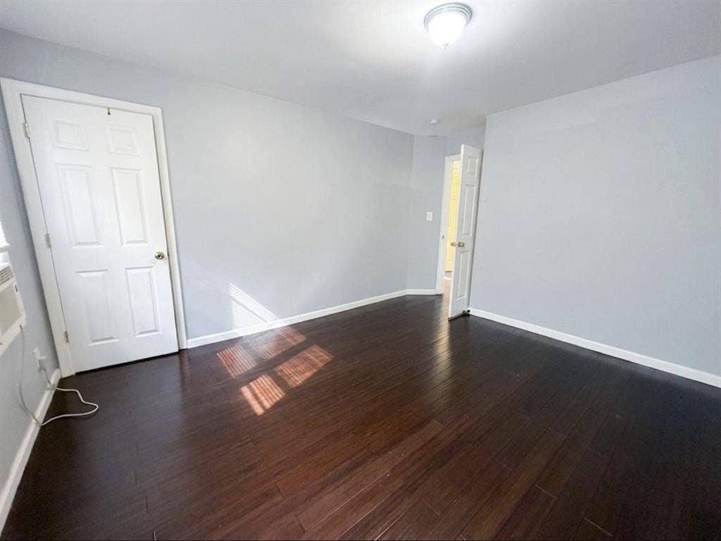 Newark Rental