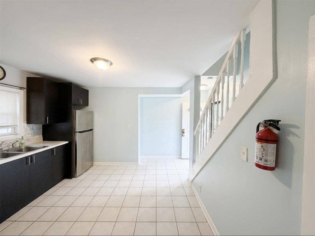 Newark Rental