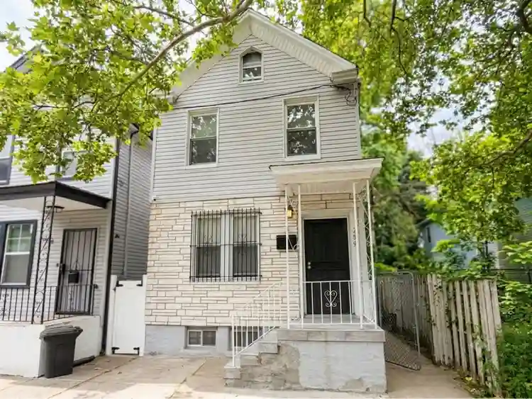 Newark Rental