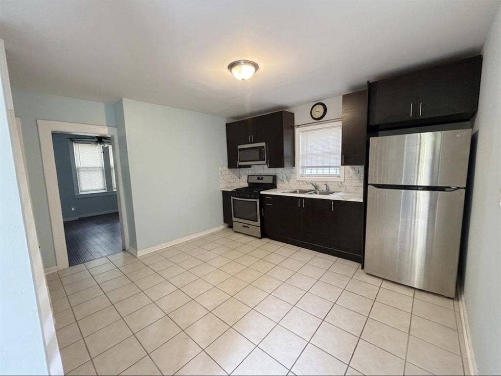 Newark Rental