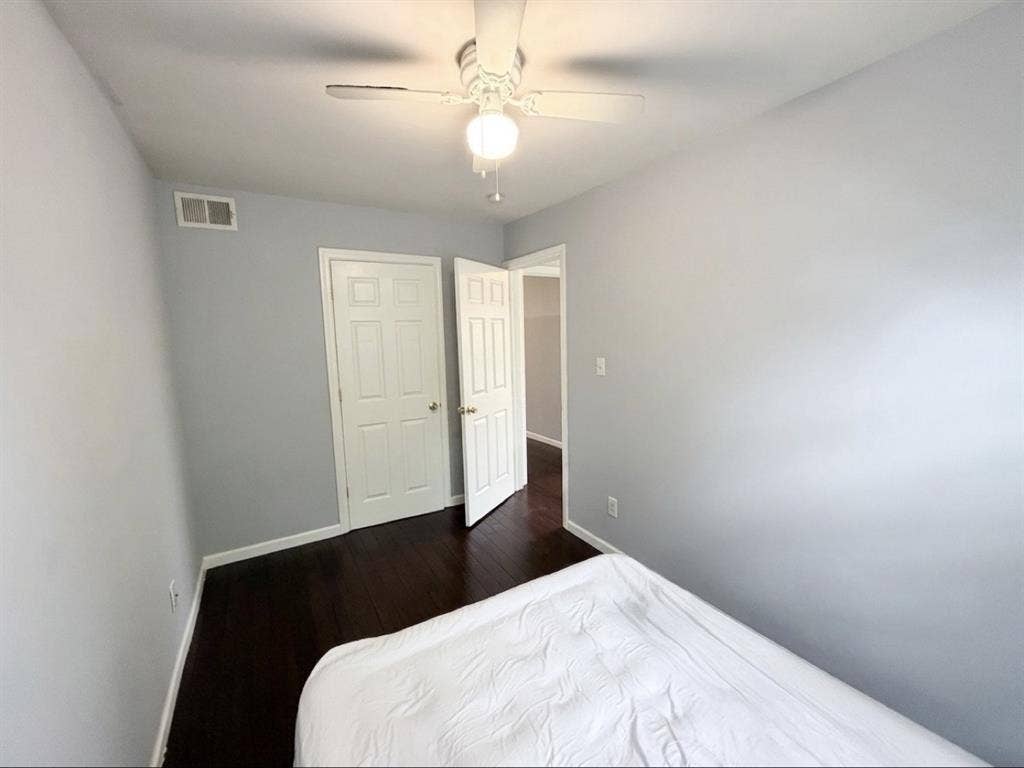 Newark Rental