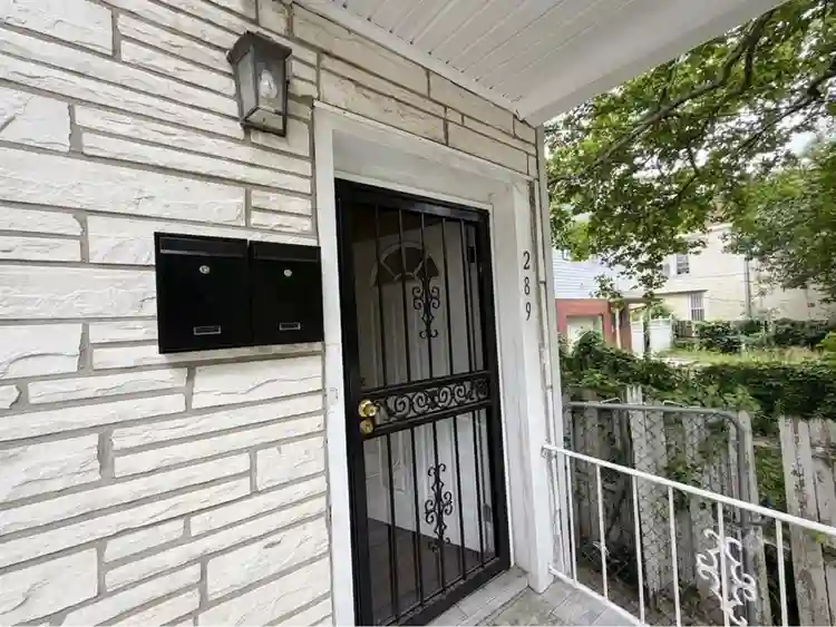 Newark Rental