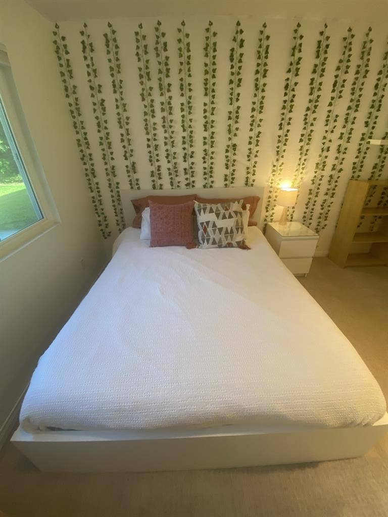 Room for rent in private home
