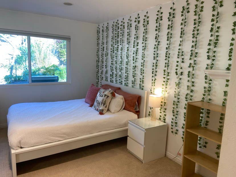 Room for rent in private home