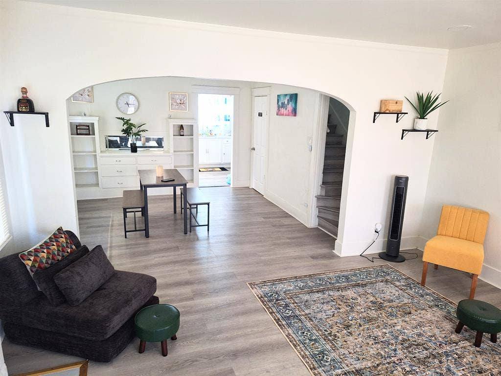 Single Rooms available