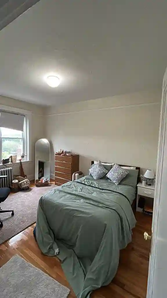 Room available 9/1