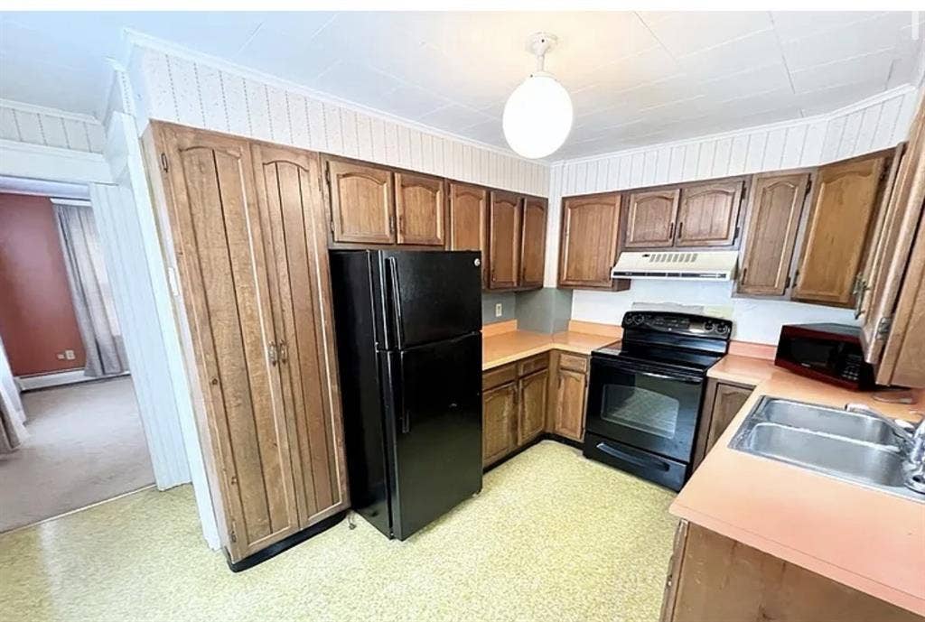 Room available near SUNY Oswego