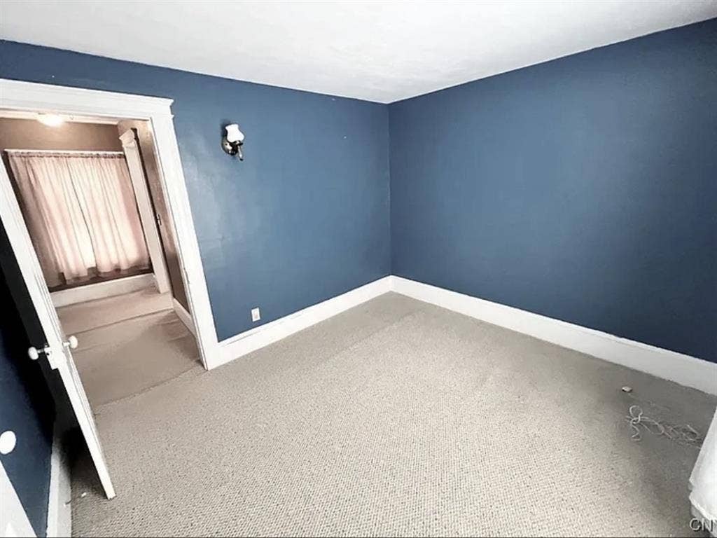Room available near SUNY Oswego
