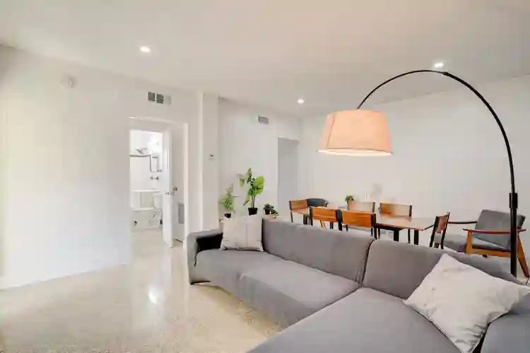 Private Bedroom in Miami, FL