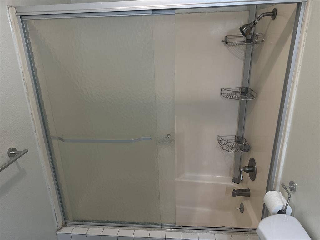 Nice and Private Room in Calabasas