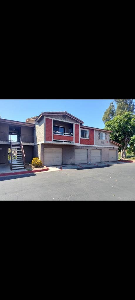 Master bedroom for rent