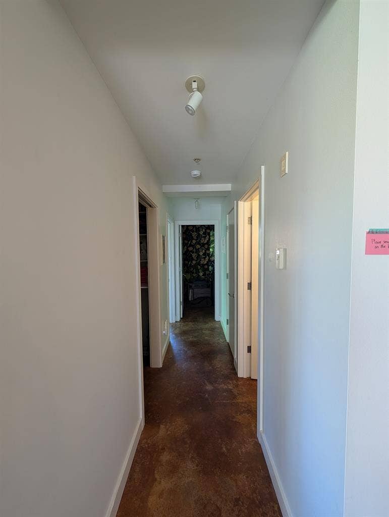 2 bedroom condo in NE Portland.