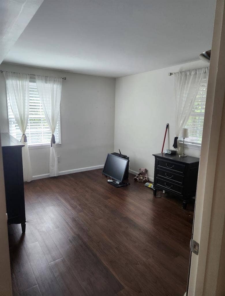 July house, 4 bed 3 bath in Fairfax