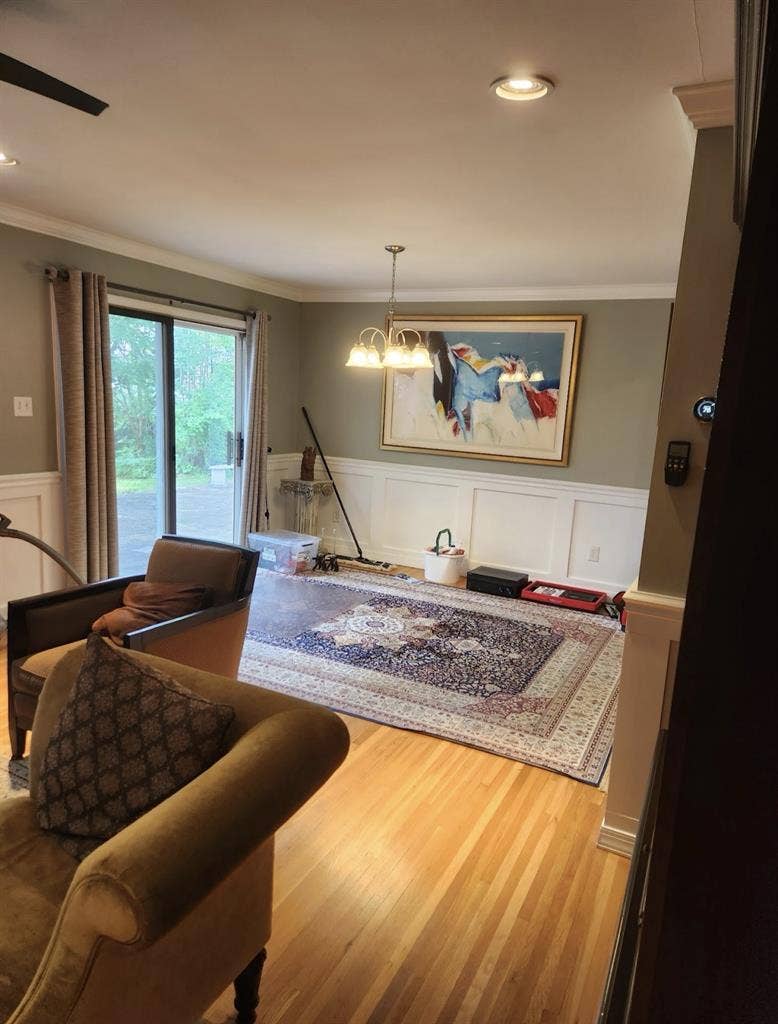 July house, 4 bed 3 bath in Fairfax