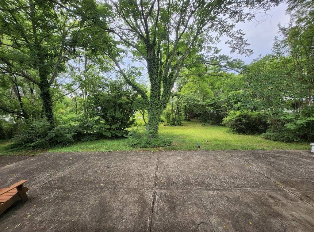 July house, 4 bed 3 bath in Fairfax