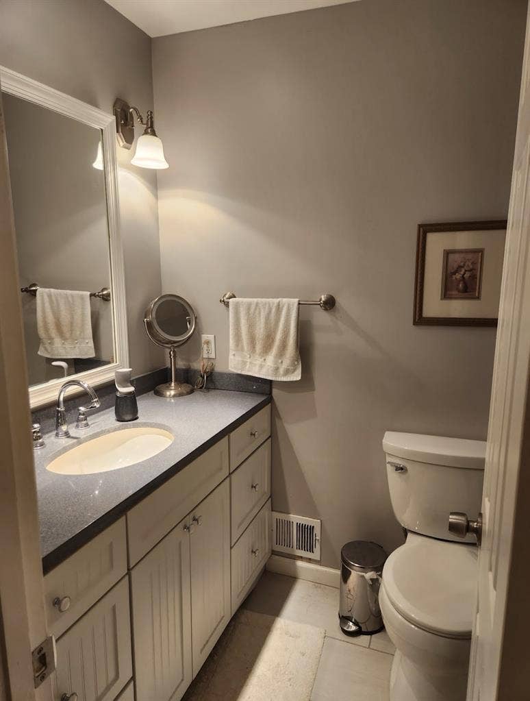 July house, 4 bed 3 bath in Fairfax