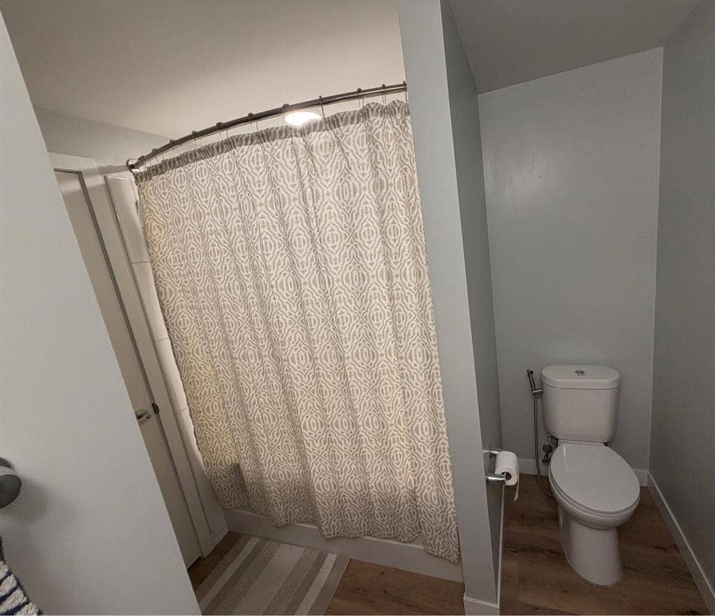 Looking for sublease or Roomate