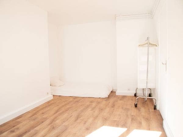 Room in the 11th