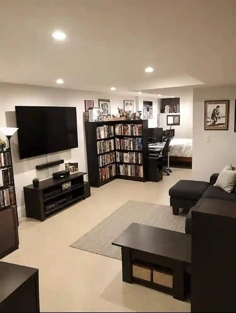 Room, Brooklyn in big apt