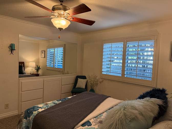 Furnished room private batroom