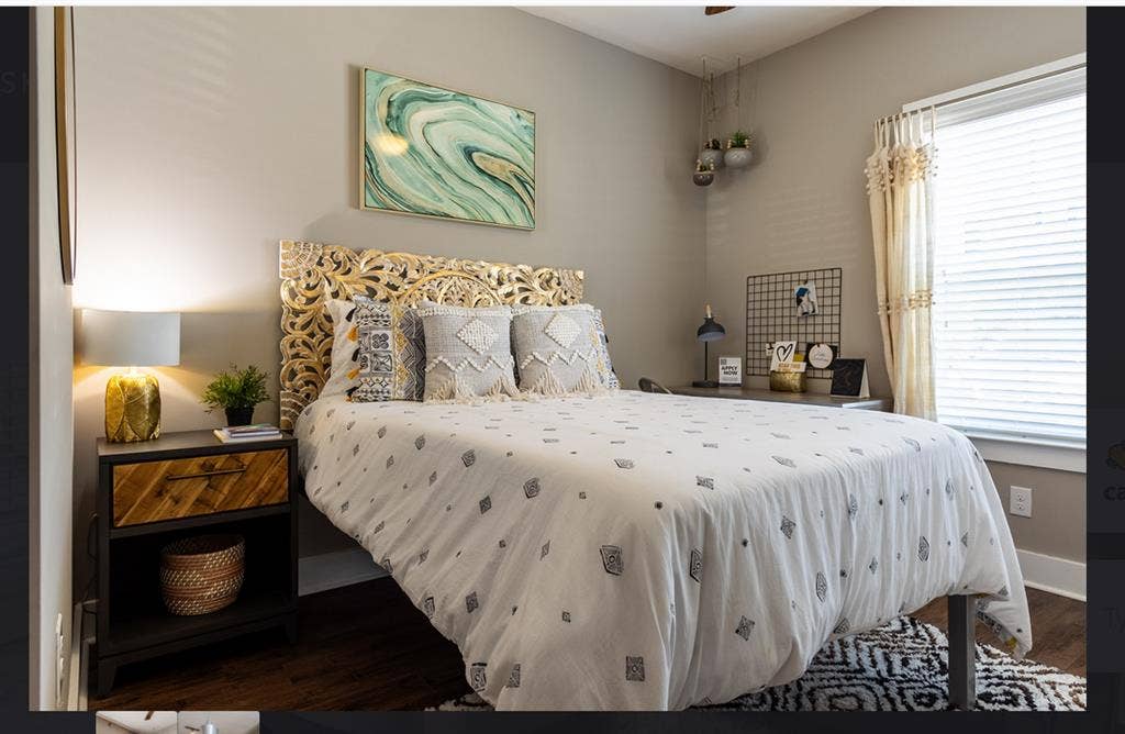 SUBLEASE 1 BED/BATH