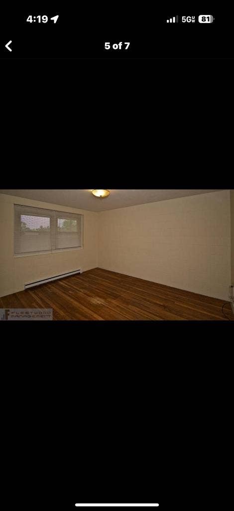 Amazing 1B 1B in Warwick
