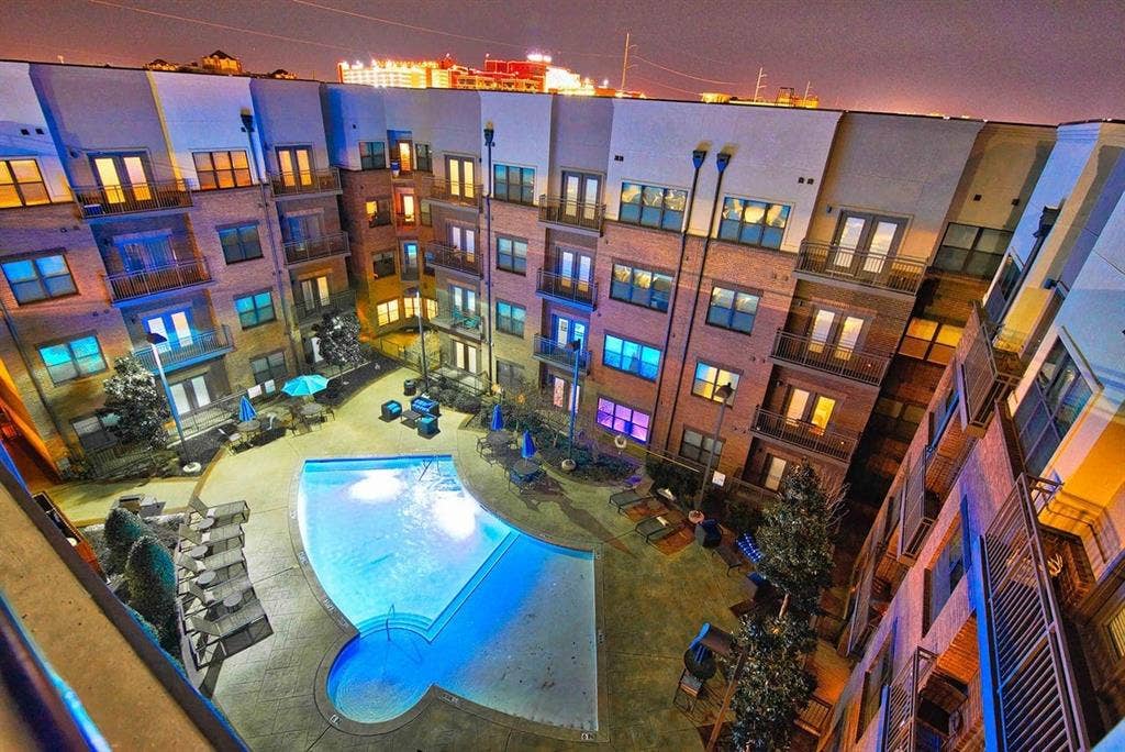 Roommate for 2B/2B in Ft Worth!