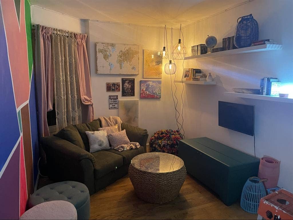Room in a Two Bedroom Apartment.