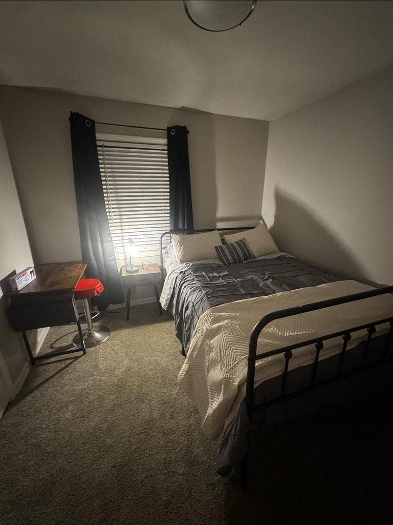 Rooms in collierville TN for rent