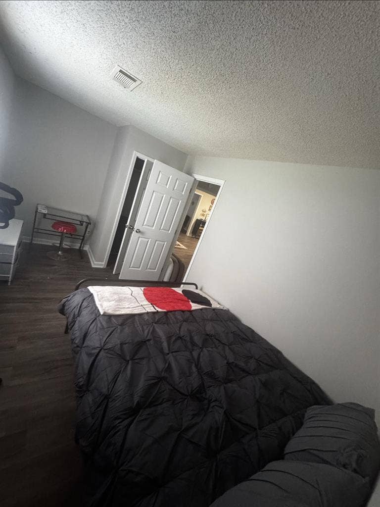 Rooms in collierville TN for rent