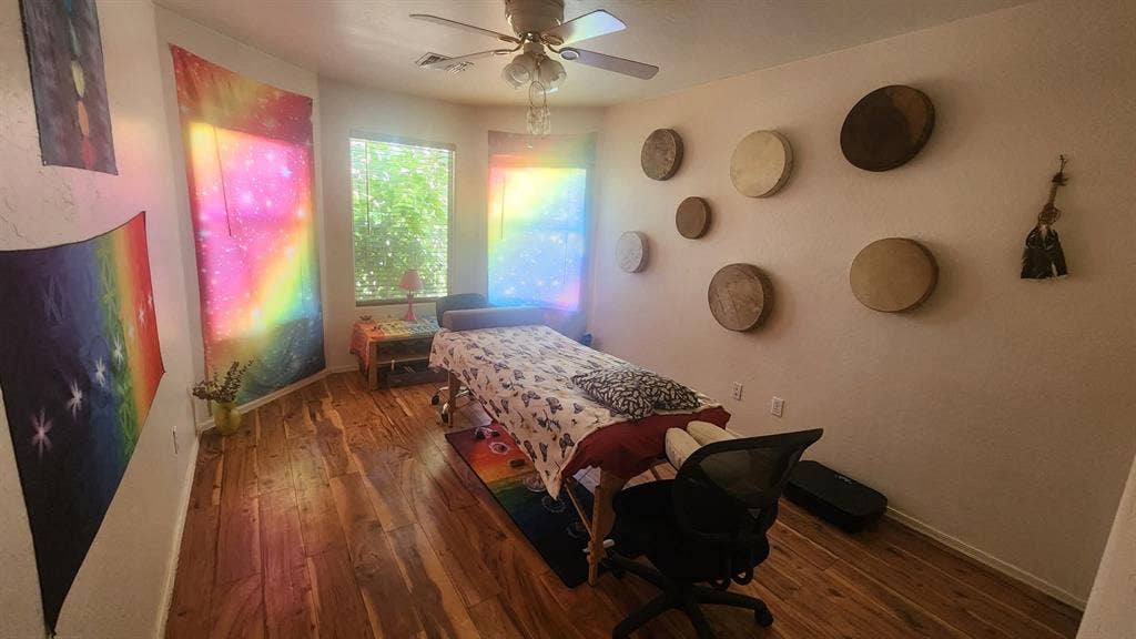 Room for Rent in Phoenix, AZ