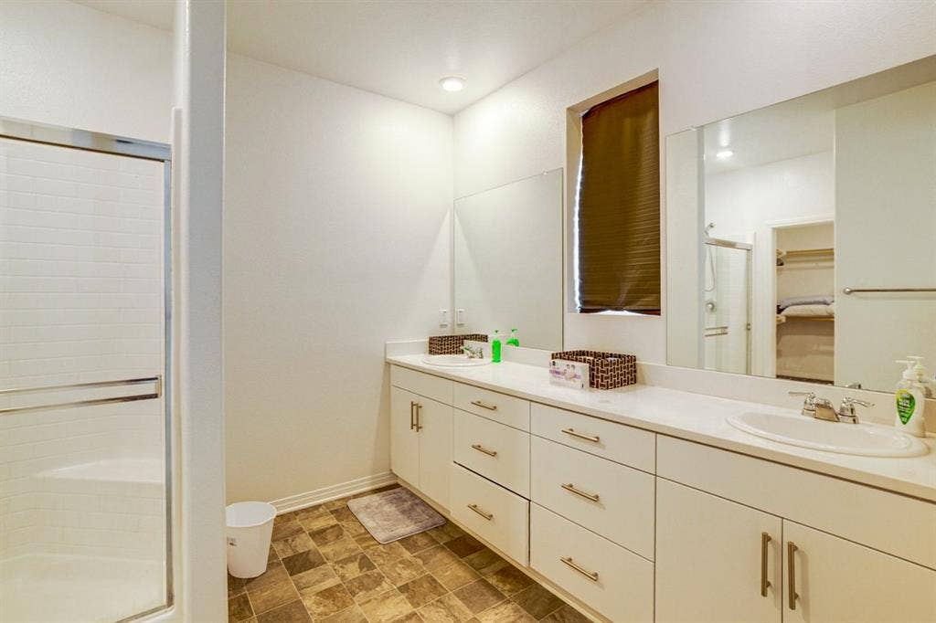 Rooms for Rent 