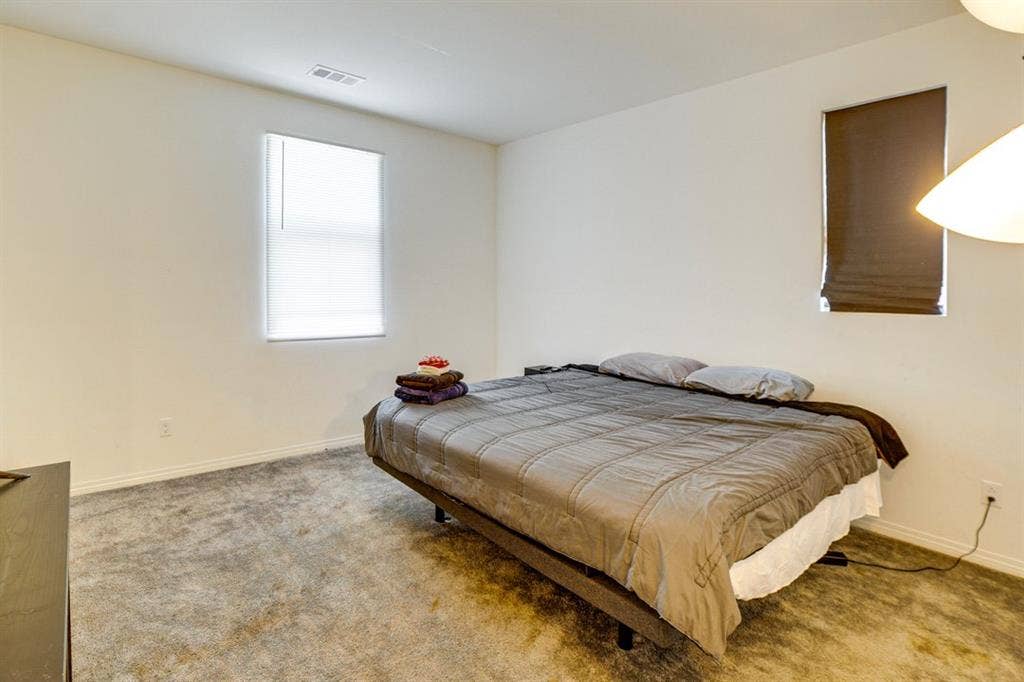 Rooms for Rent 
