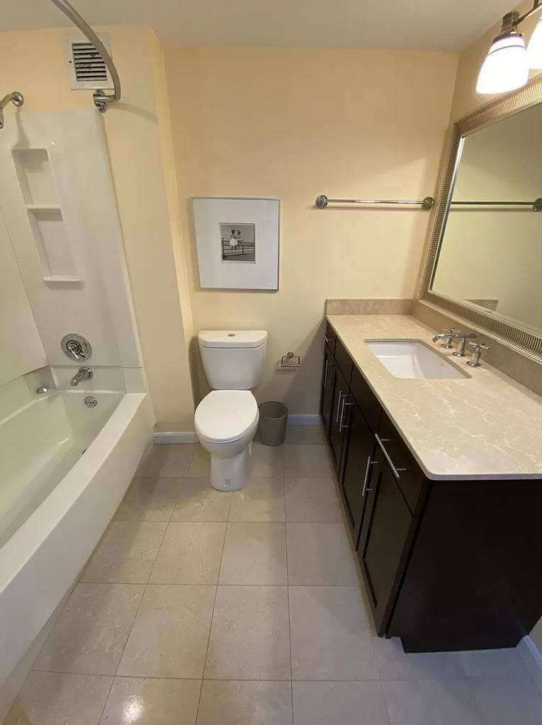 Fully furnished 1-bed 1-bath
