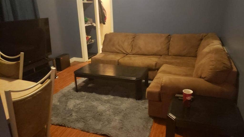 1 Bedroom in 3 Bedroom House
