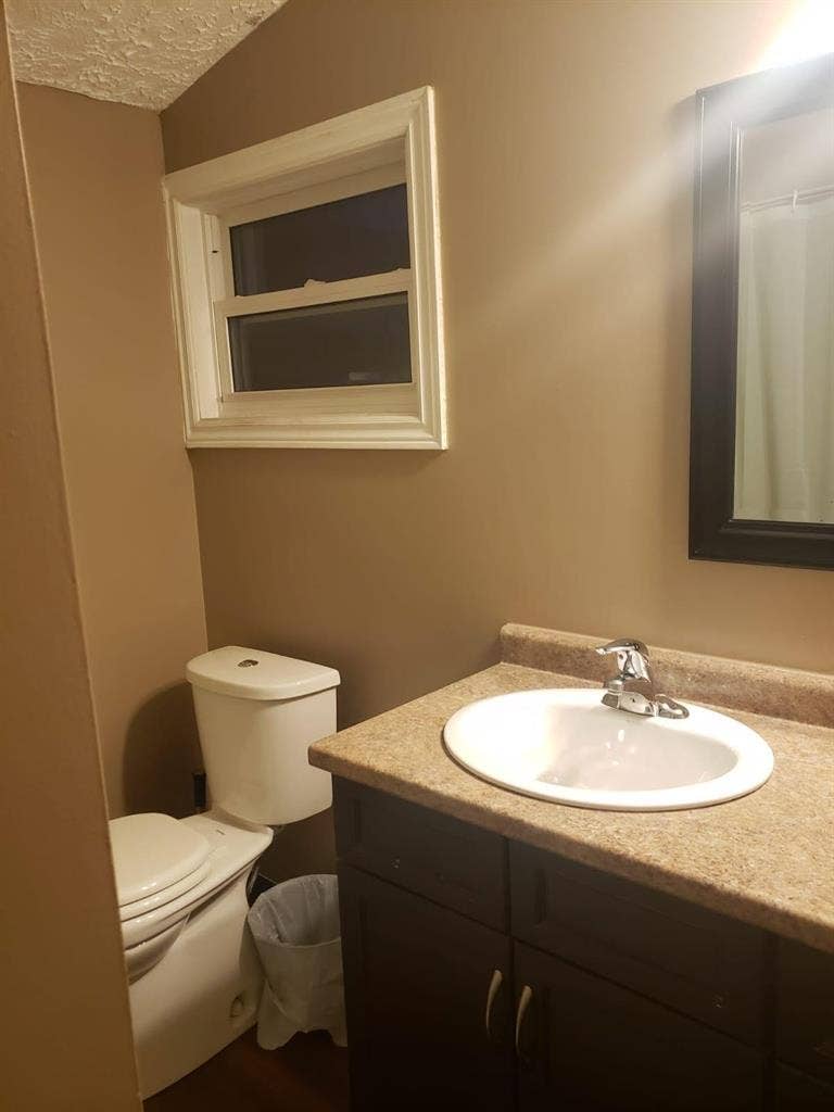 1 Bedroom in 3 Bedroom House