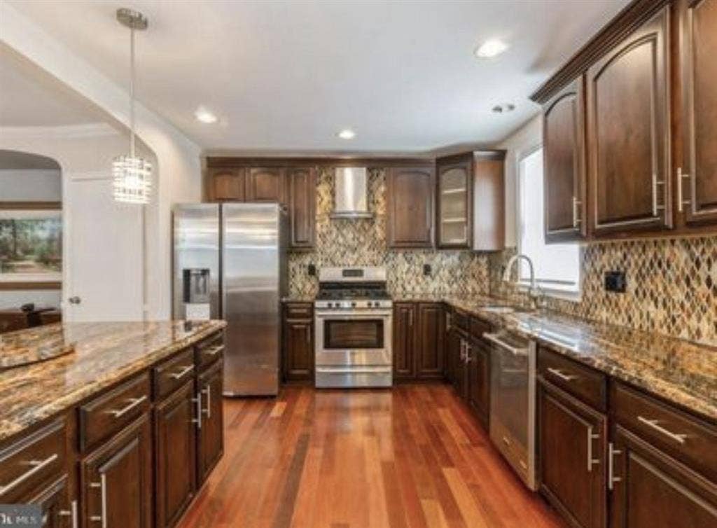 Entire Home or Private Rooms