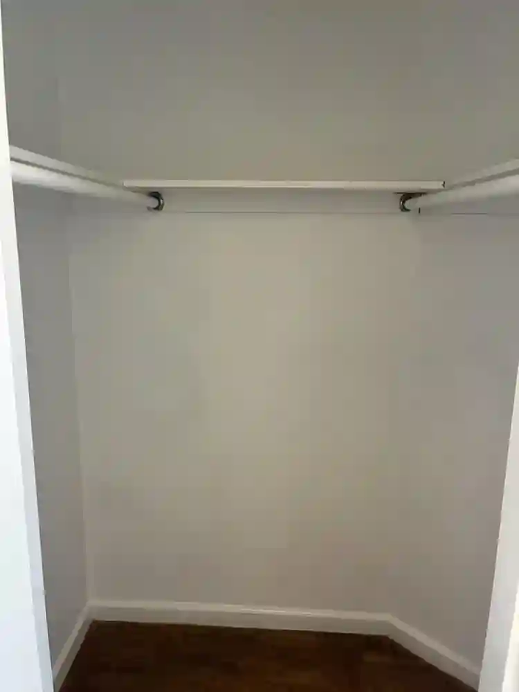 Private room and bath: Far Rockaway