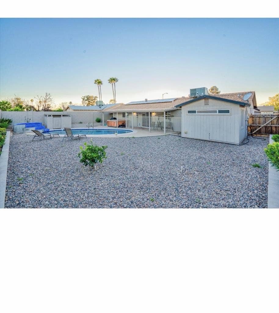 NE Phx renovated home with a pool.