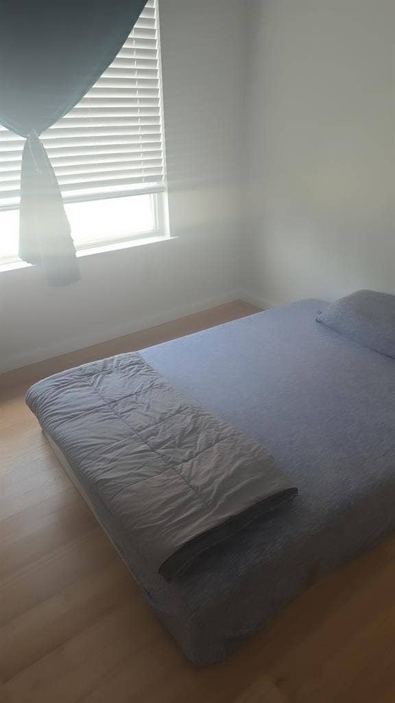 Private bed and bath in townhouse