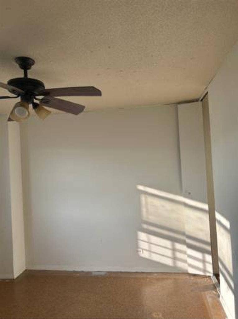 Large room for rent