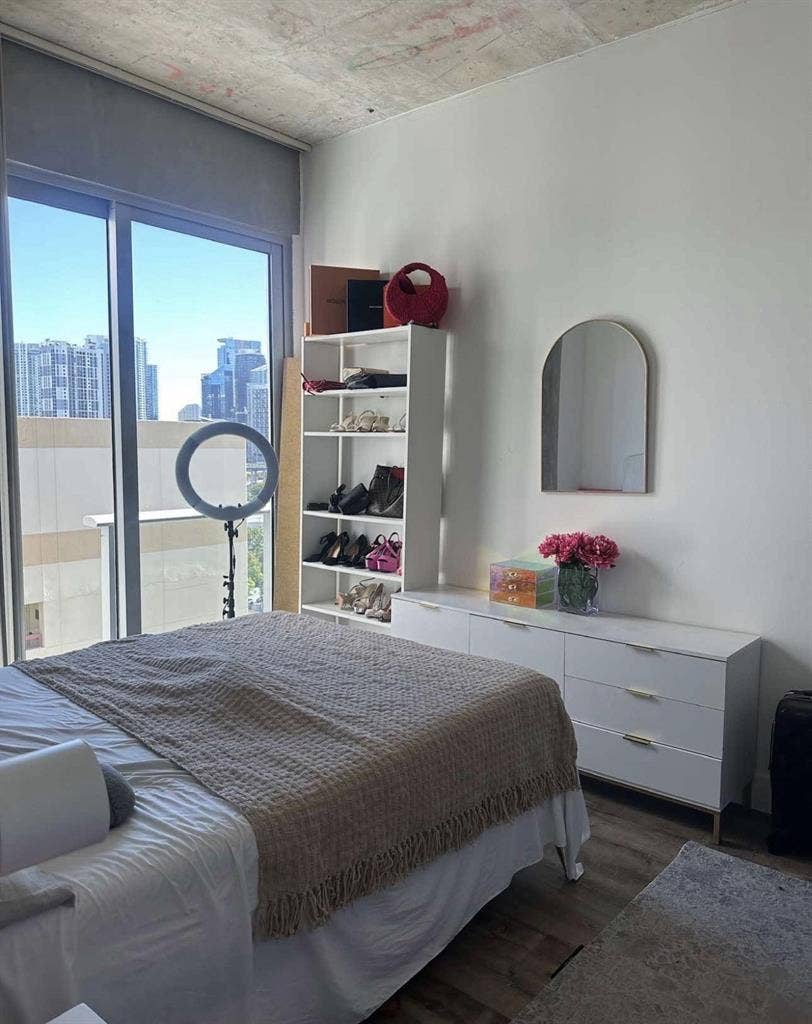 Private Bedroom + Private Bathroom