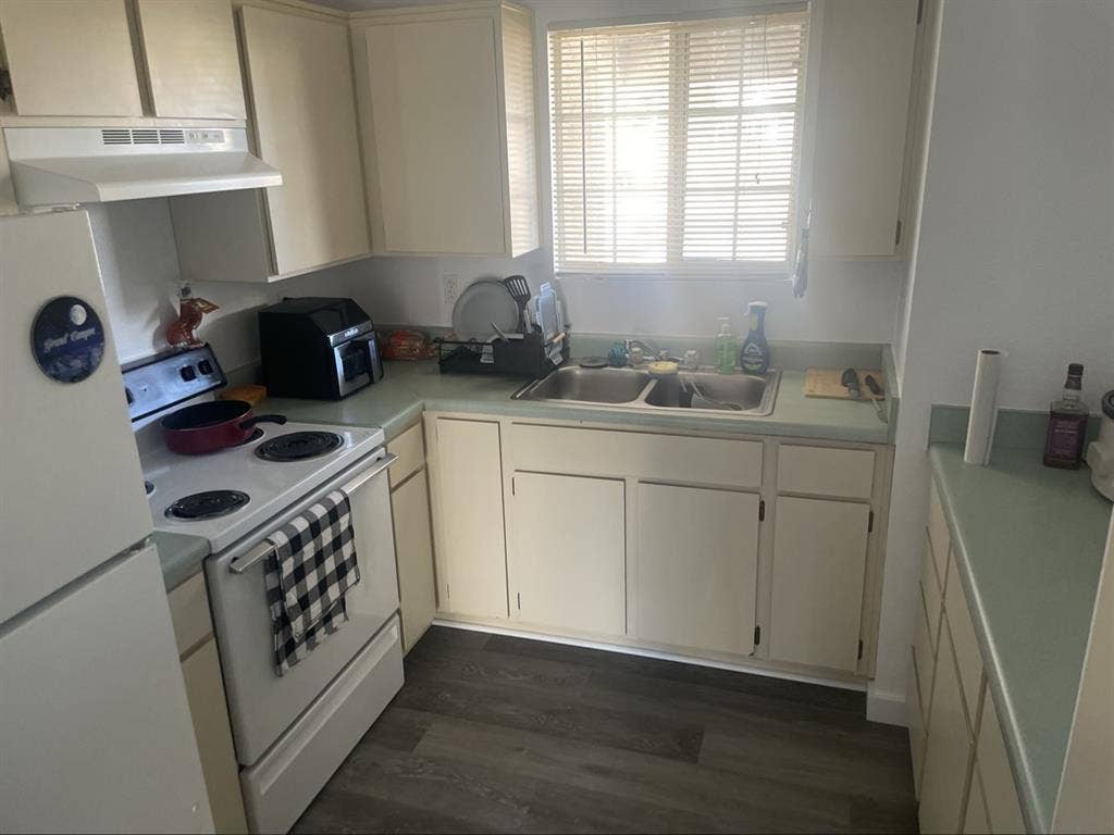 Need a roommate by October