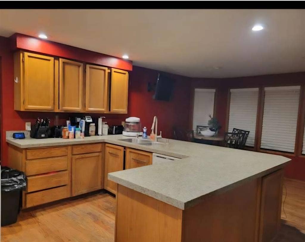 Private Room Available Now!