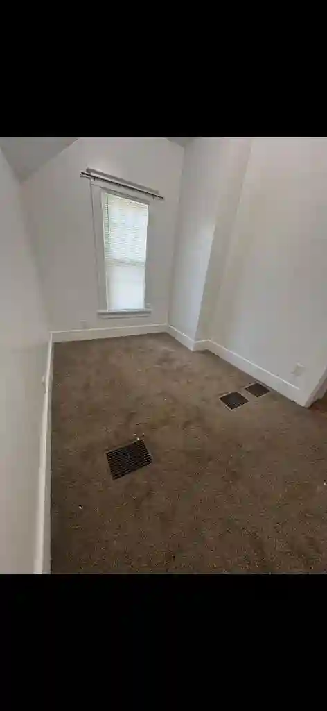 Looking for a roommate to renew