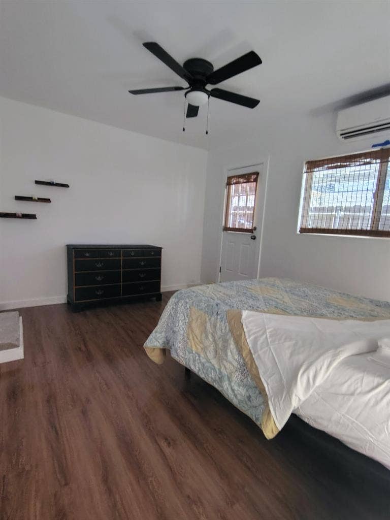 Comfortable 2-Bedroom Retreat