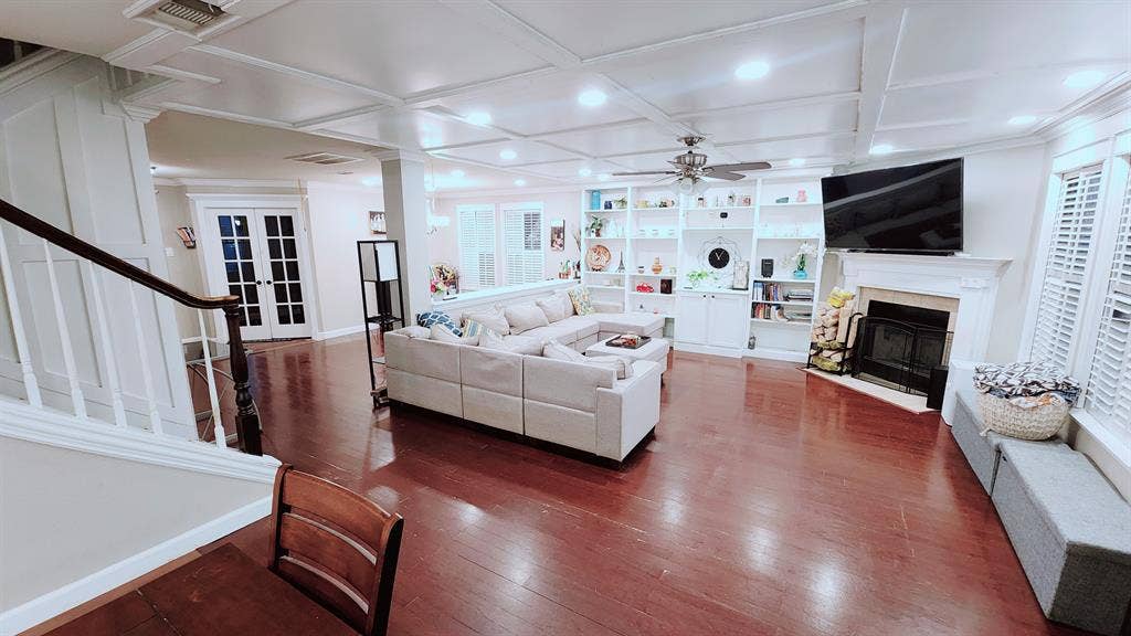 Private Bedroom for Rent –2,700sqft