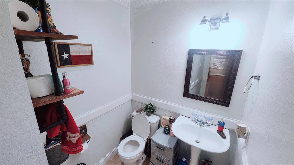 Private Bedroom for Rent –2,700sqft