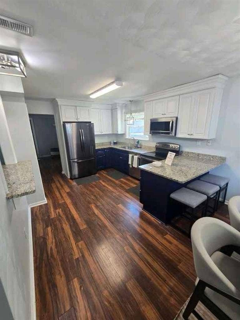 Single Family Home Rooms for Rent