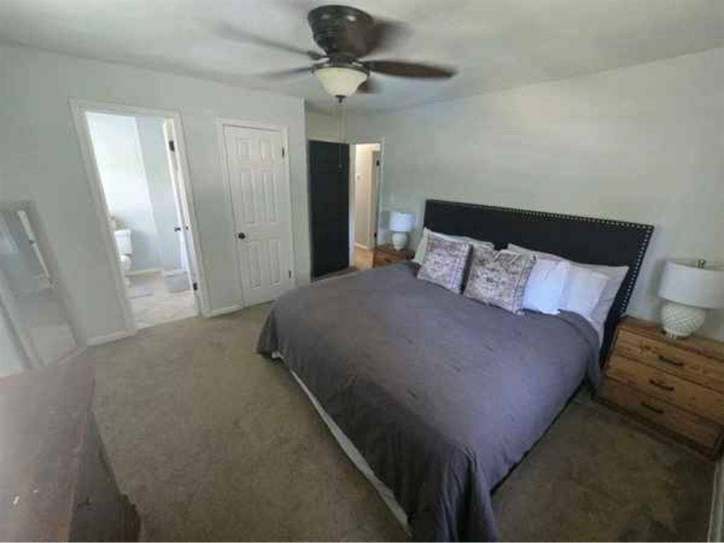 Single Family Home Rooms for Rent